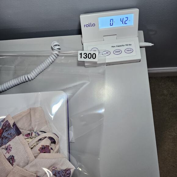 Get Lucky Los Angeles Romper Womens Small Open Back Floral Crochet Shorts Jumper - Picture 6 of 6